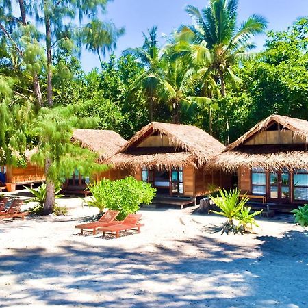 Agusta Eco Resort Pulau Mansuar Ngoại thất bức ảnh