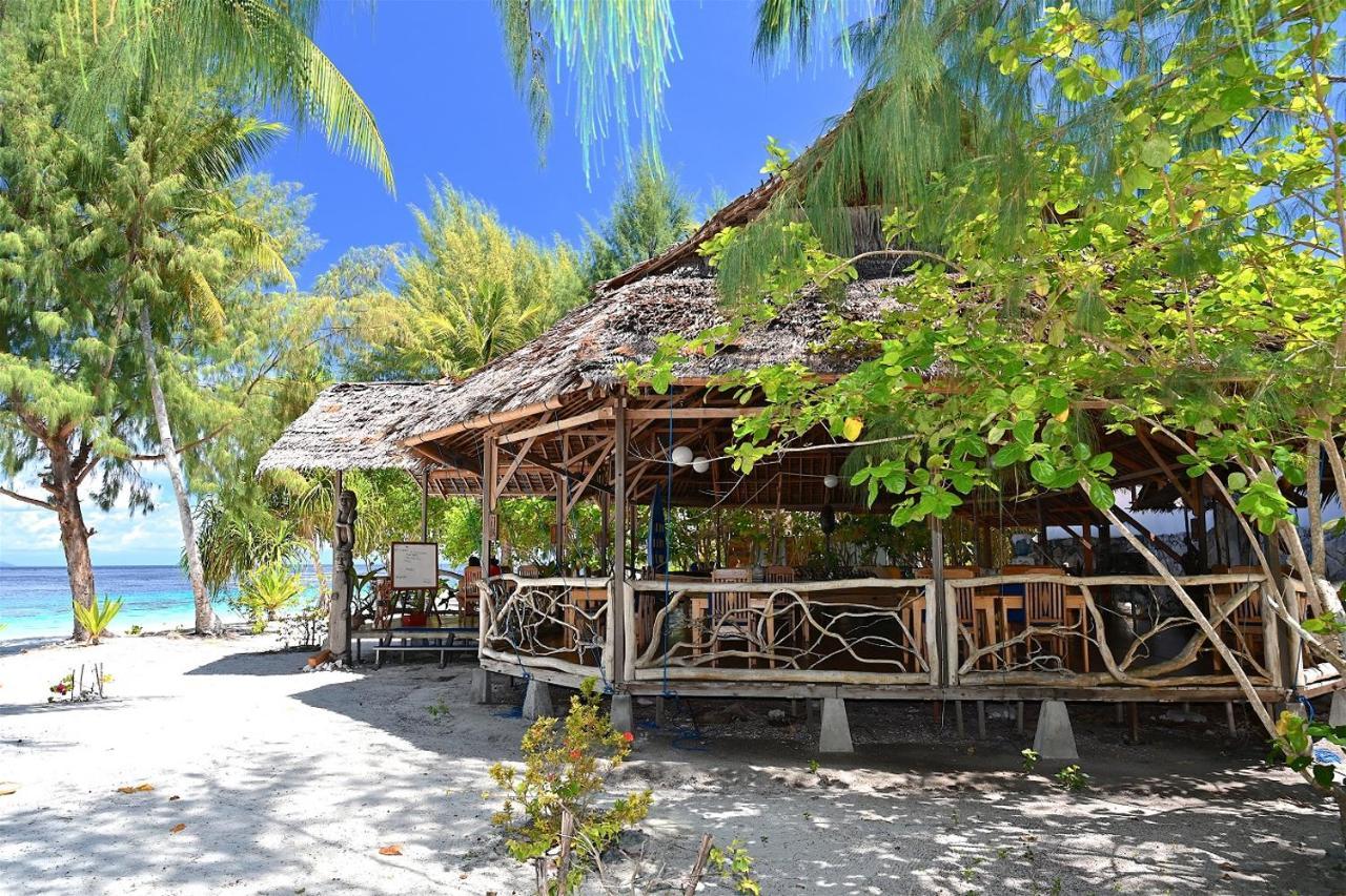 Agusta Eco Resort Pulau Mansuar Ngoại thất bức ảnh