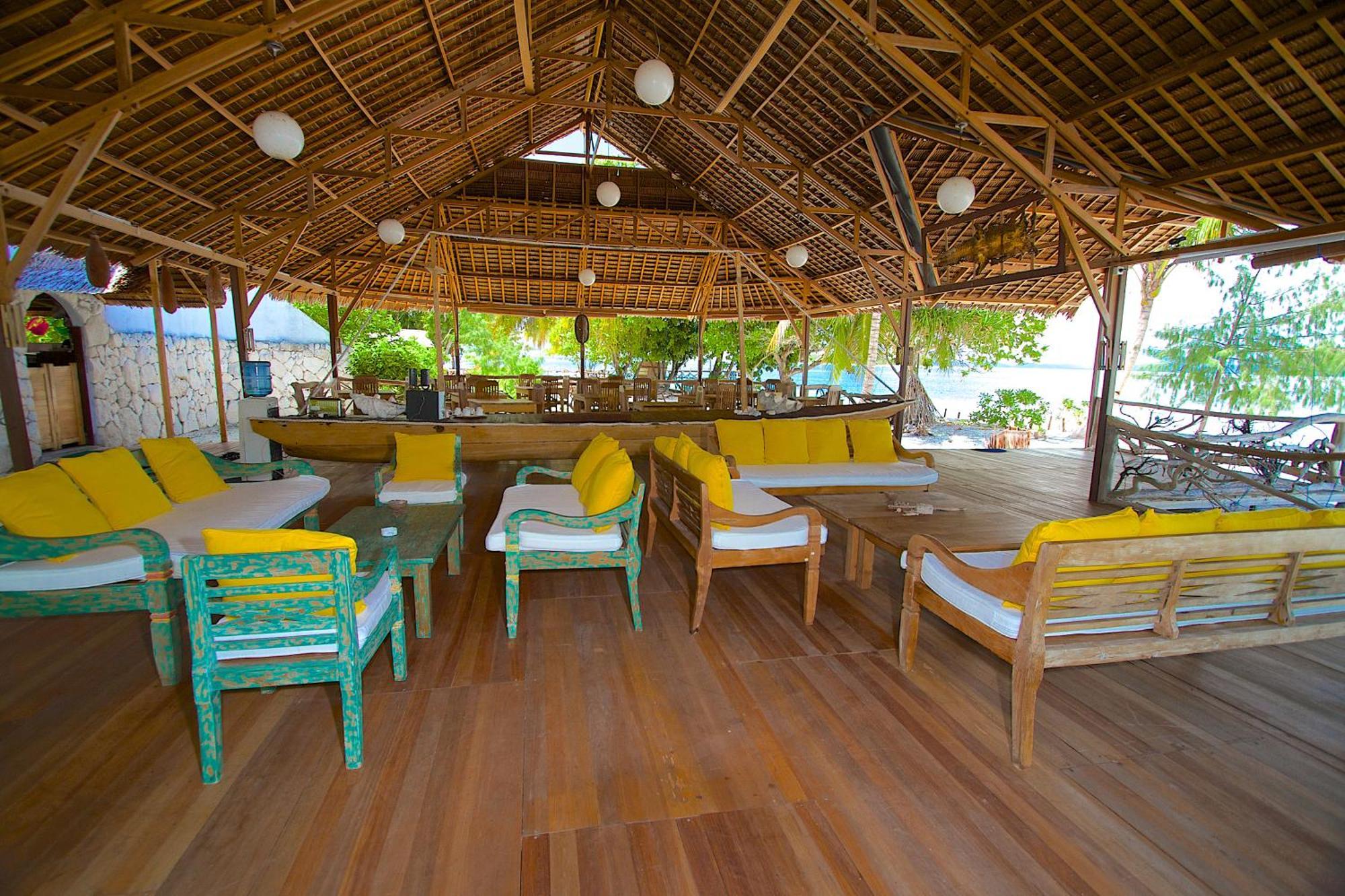 Agusta Eco Resort Pulau Mansuar Ngoại thất bức ảnh